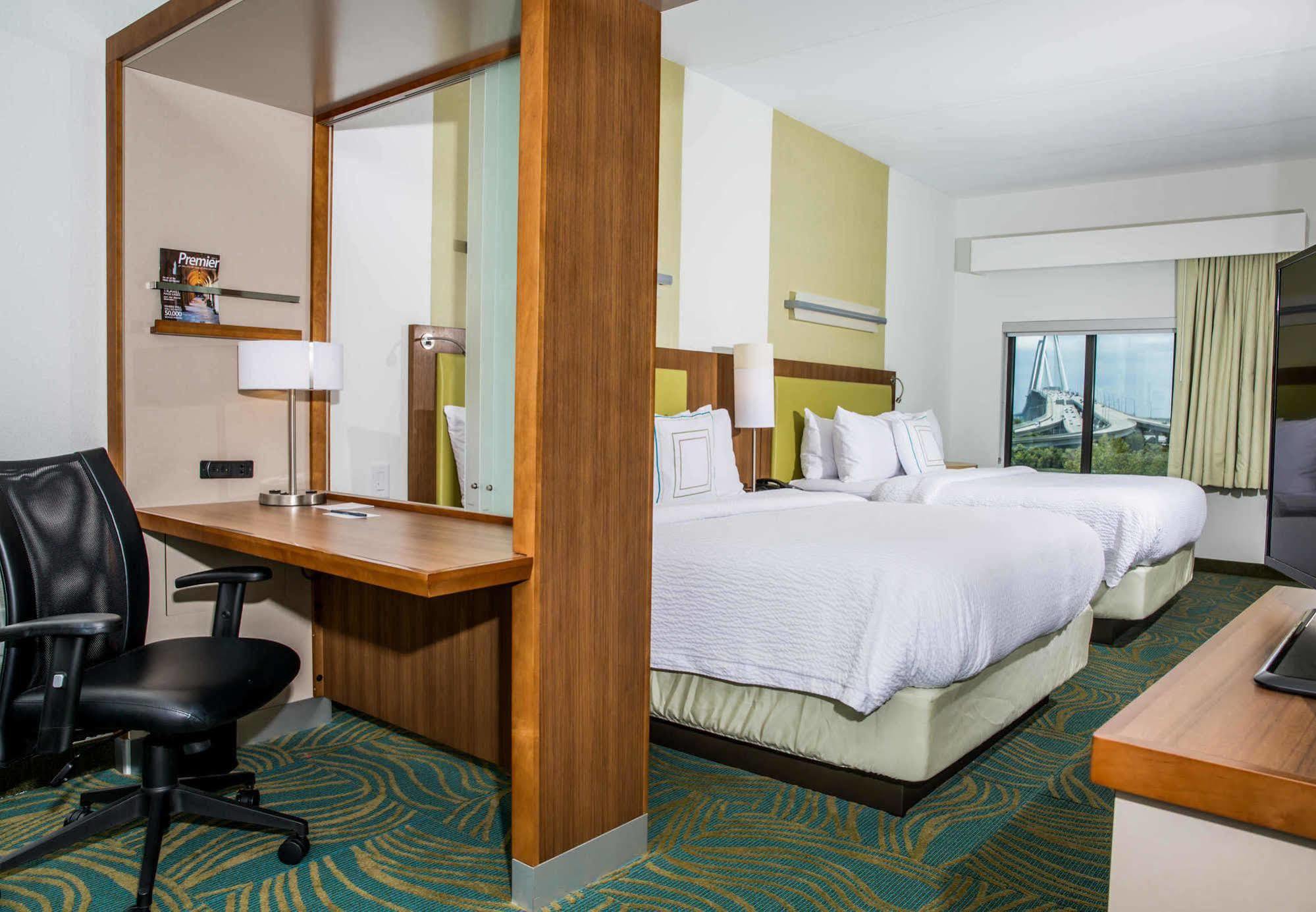 Hotel Springhill By Marriott Charleston 3*